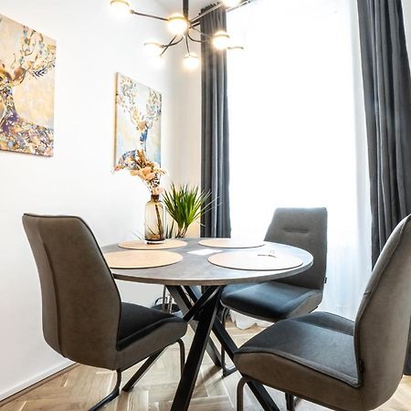 Comfortable, Balcony Apartment - Quick Access To Vienna'S Old Centre Luaran gambar