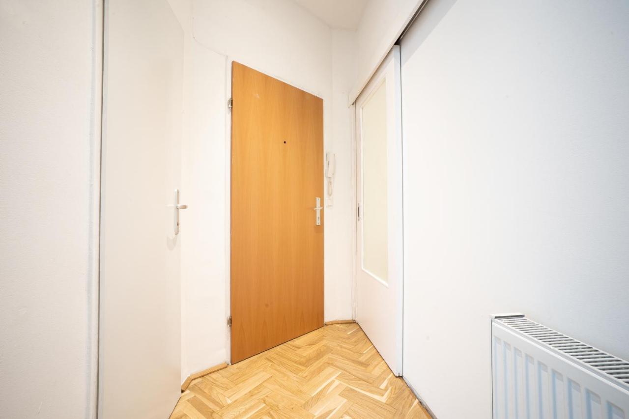 Comfortable, Balcony Apartment - Quick Access To Vienna'S Old Centre Luaran gambar